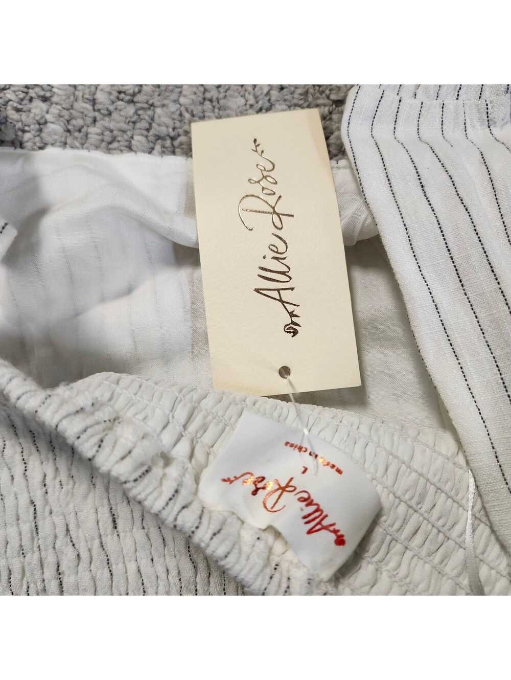 Allie Rose White Pinstripe Crop Top with Wide Straps Size Large NWT - Picture 6 of 7
